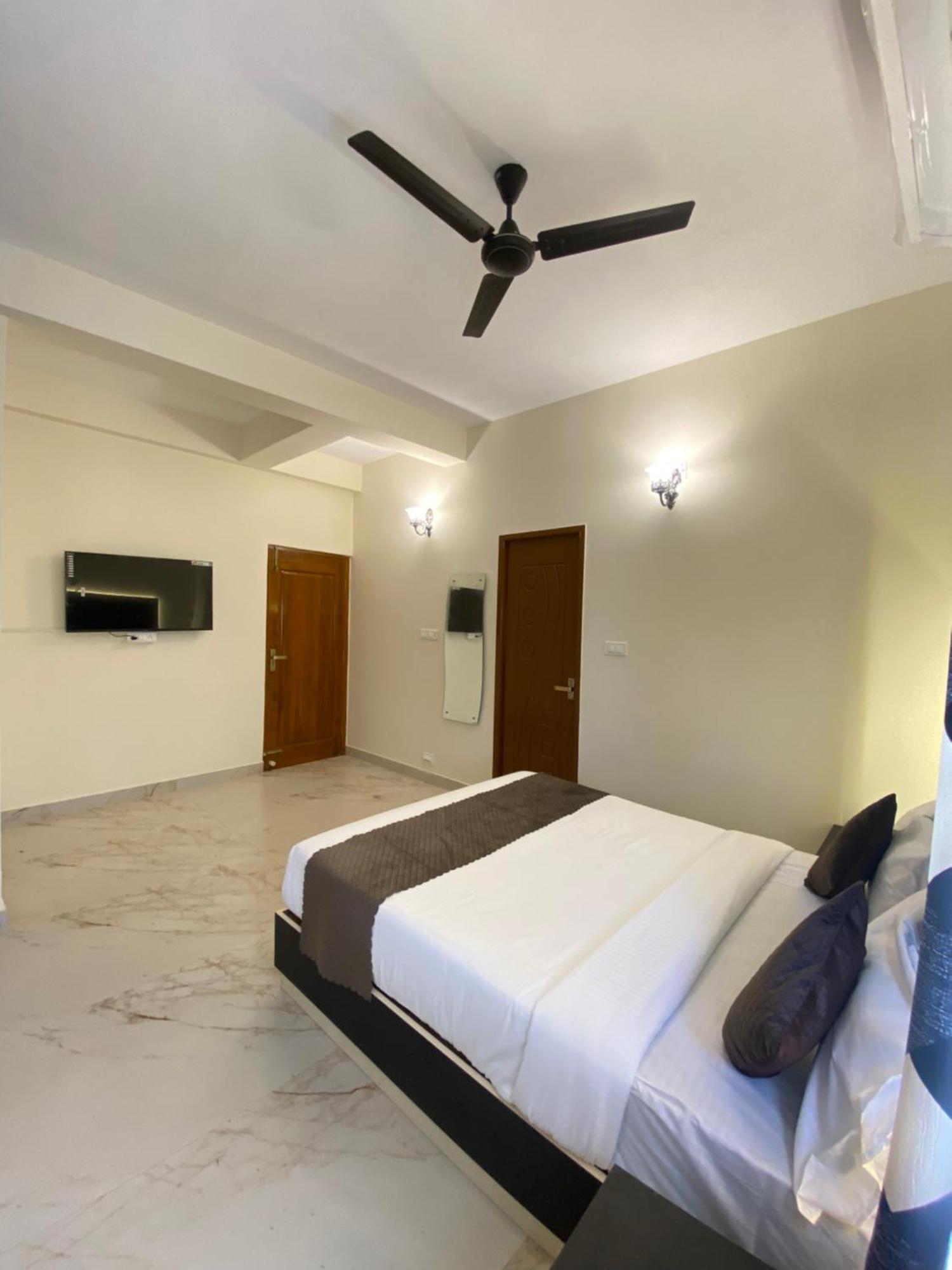 Cashewtree Hotel Chennai Exterior photo